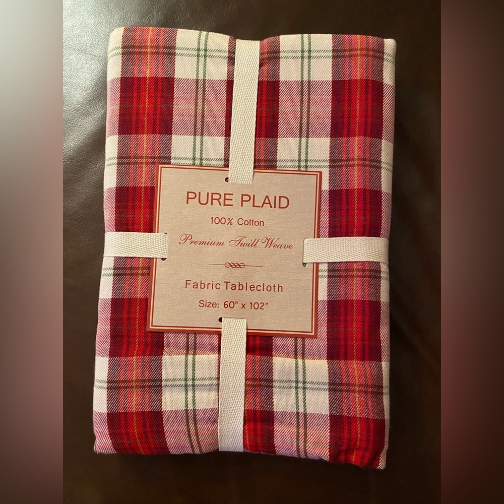 Pure Plaid Premium Twill Weave 60x102 Tablecloth NWT